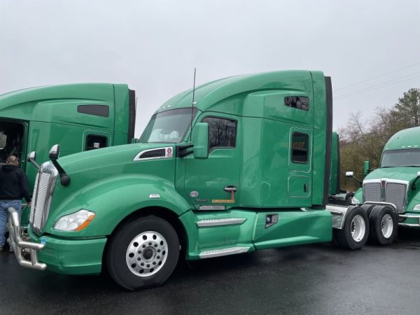 1995 KENWORTH T800 High Hood - Excel Truck Group