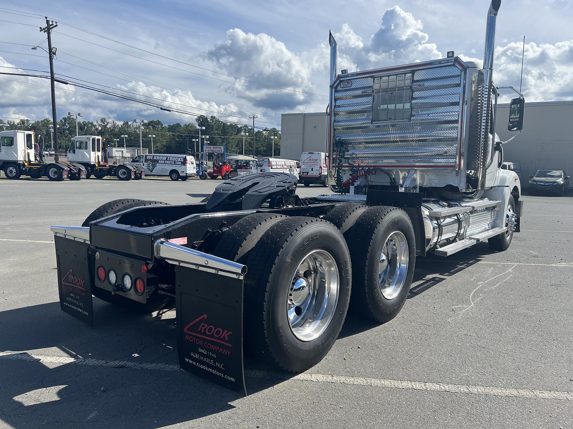 2022 Western Star 49X Chassis - image 5 of 6