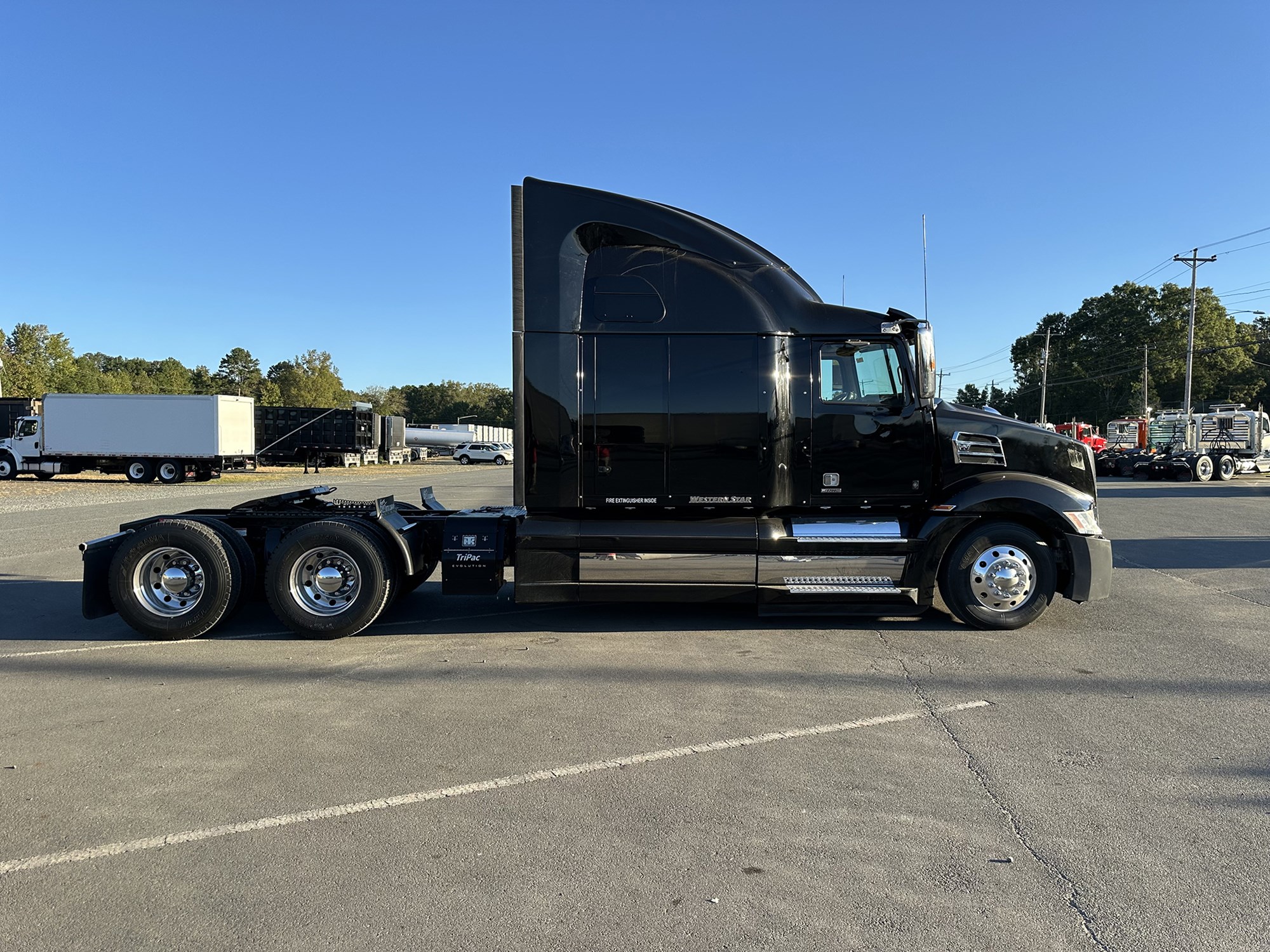 2022 Western Star 5700 XE - image 6 of 6