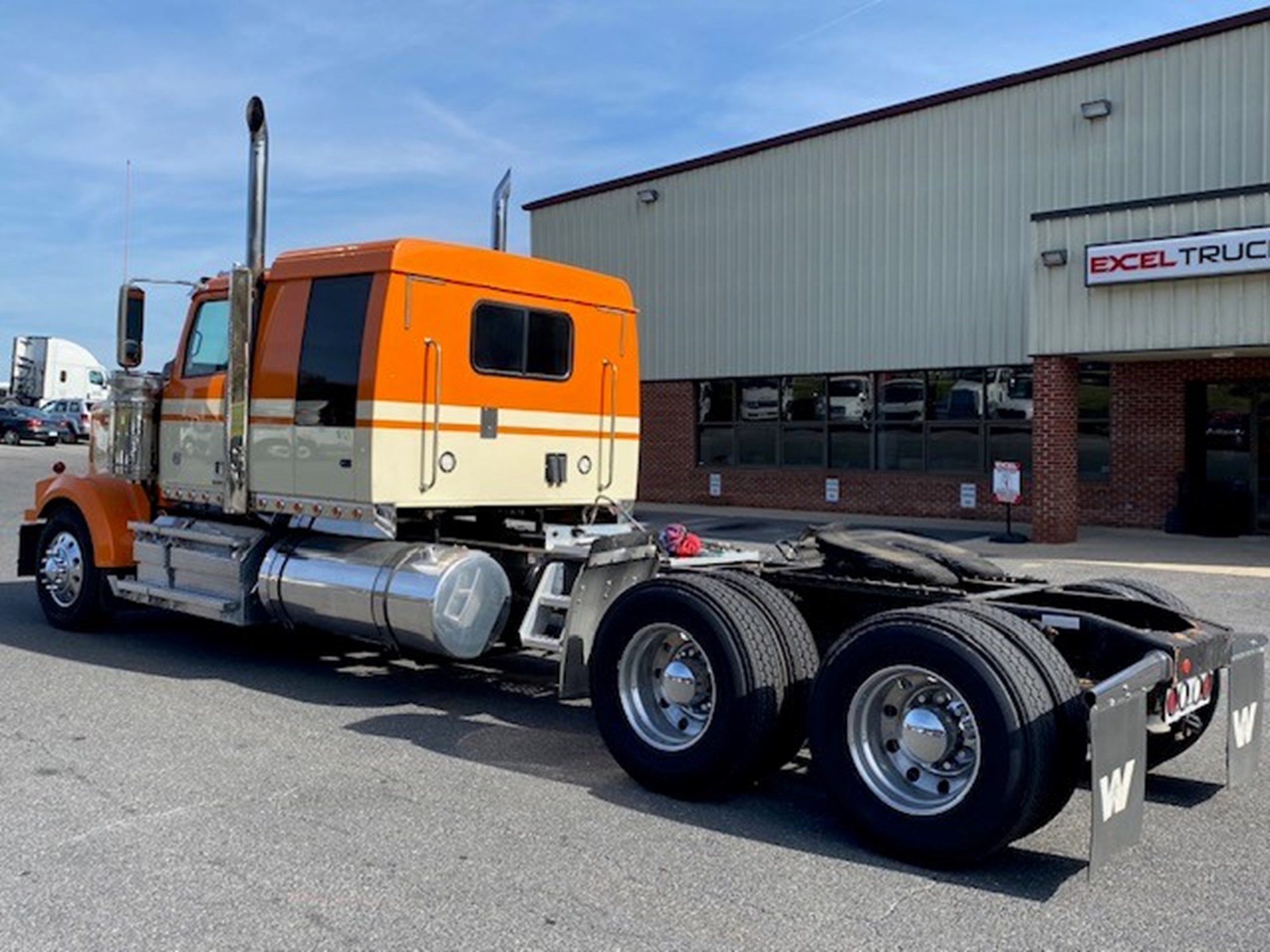 2020 Western Star 4900EX - image 3 of 6