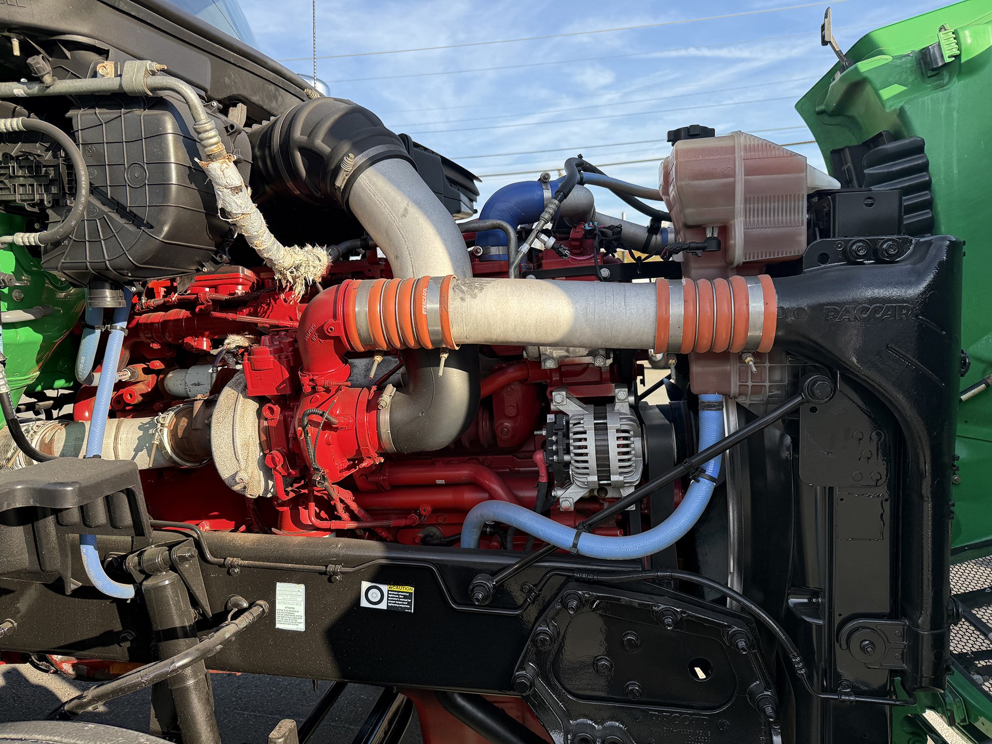 2018 Peterbilt 579 - image 6 of 6