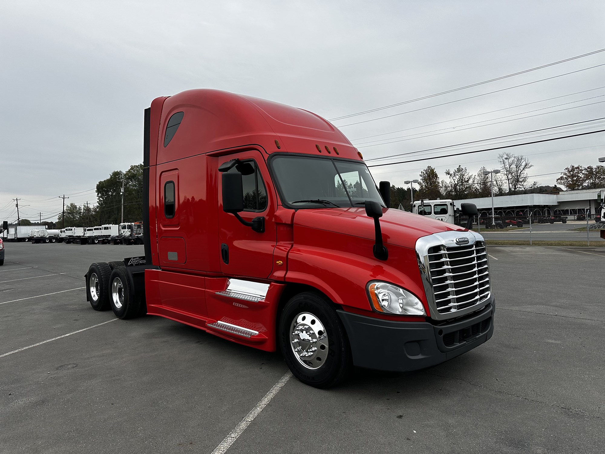 2020 Freightliner Cascadia 125 - image 2 of 6