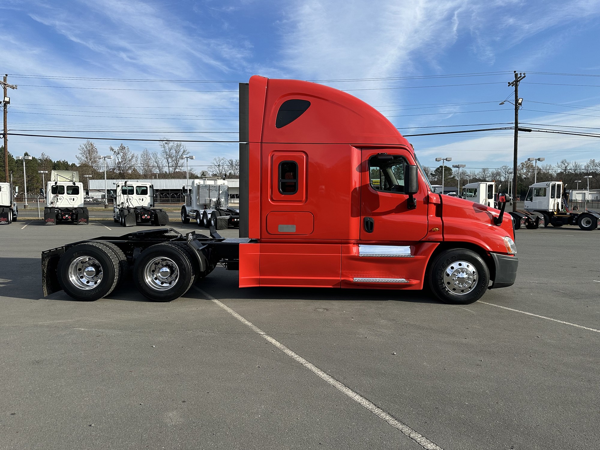 2020 Freightliner Cascadia 125 - image 6 of 6