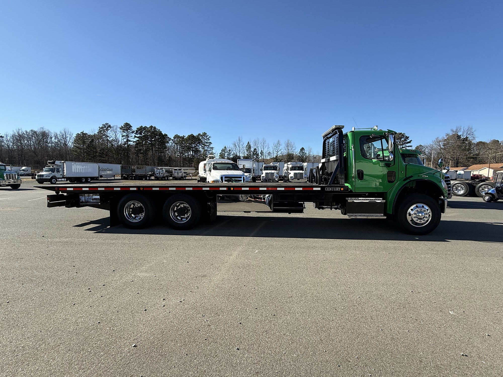 2019 Freightliner M2 - image 3 of 6