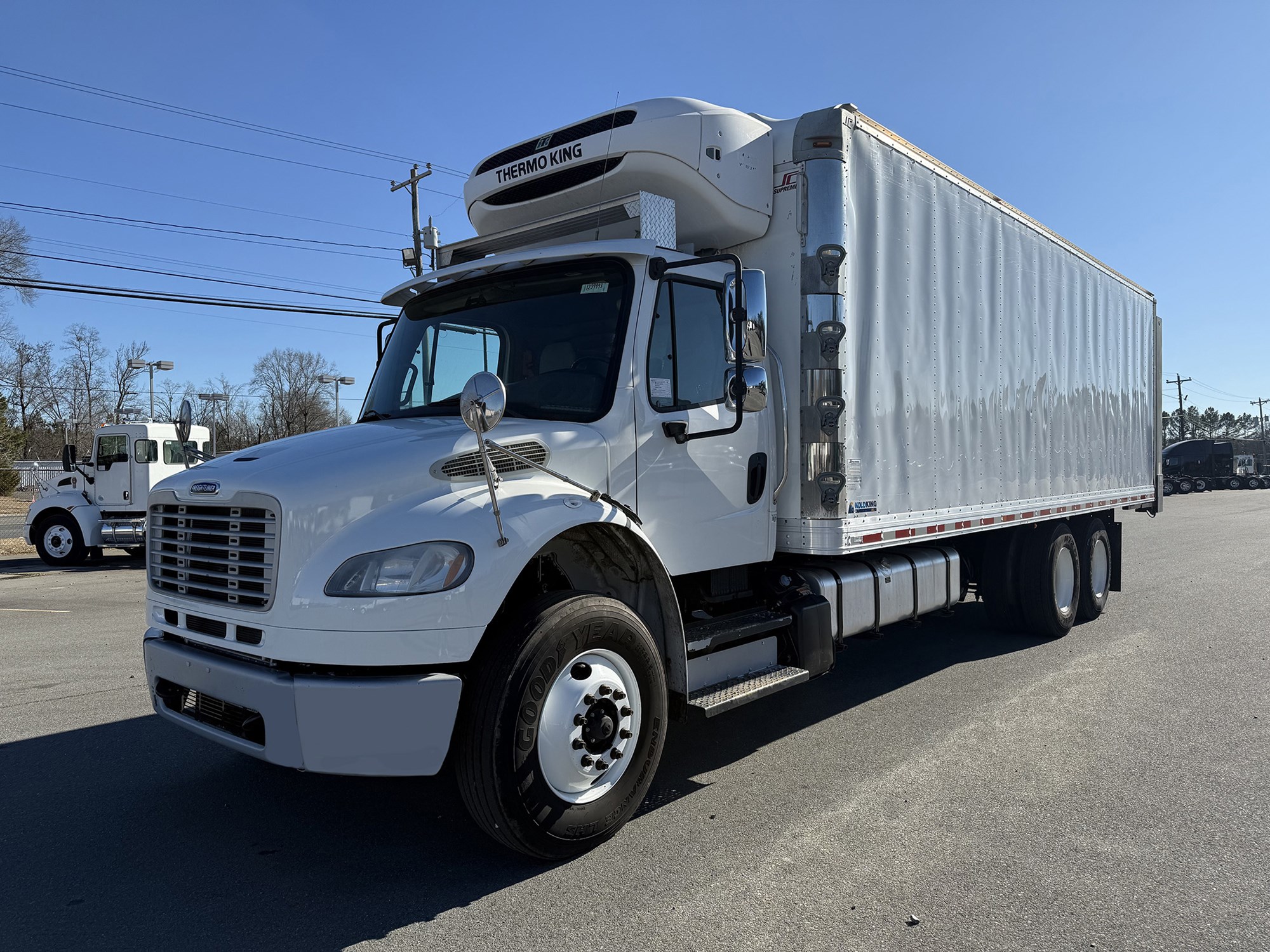 2016 Freightliner M2 - image 1 of 6