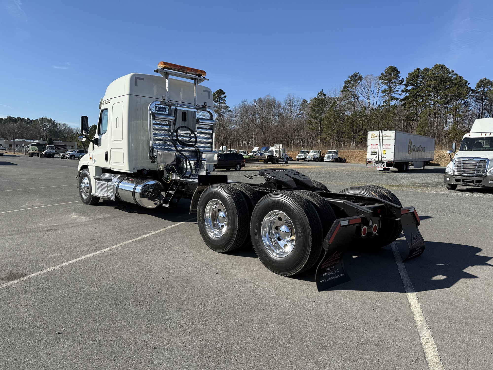 2017 Freightliner Cascadia 125 - image 6 of 6